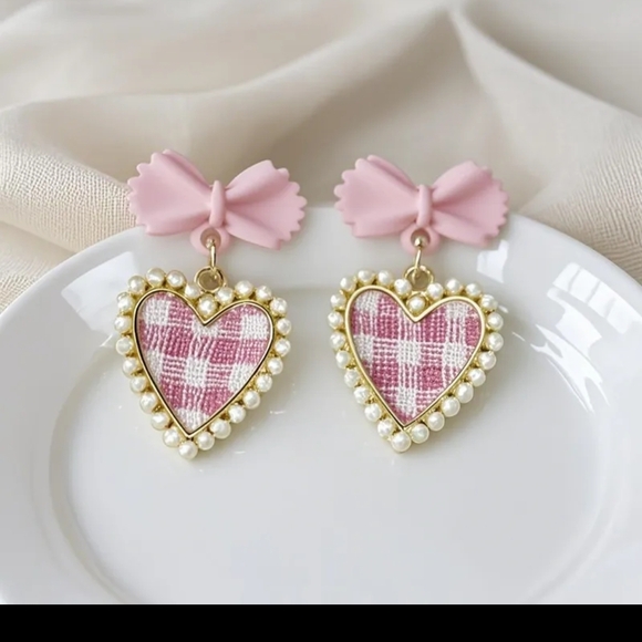 Fashion Jewelry Jewelry - Pink Plaid Heart Earrings with Pearls